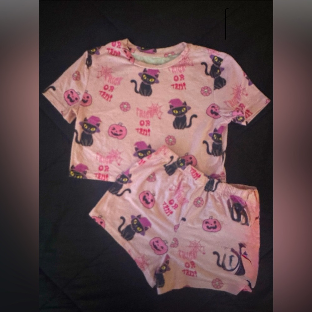 Girls Medium Halloween Pajamas
